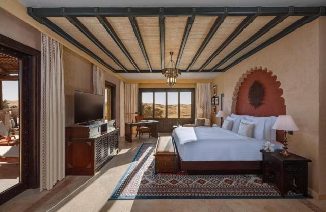 Qasr Al Sarab Desert Resort by Anantara