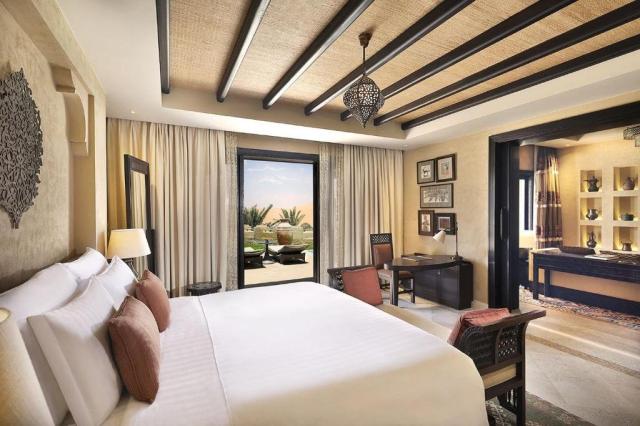 Qasr Al Sarab Desert Resort by Anantara