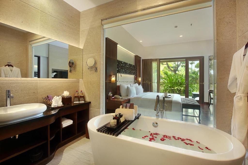 The Seminyak Beach Resort And Spa