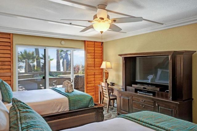 Pacific Terrace Hotel