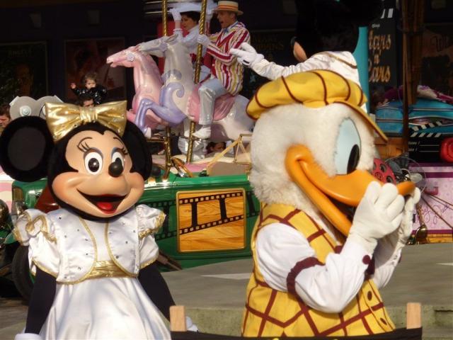 Silvestr v Disneylandu