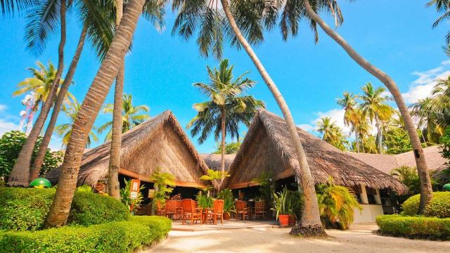 Hotel Fihalhohi Maldives