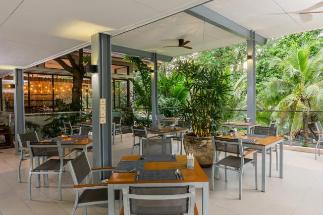 Hotel Dewa Phuket Resort & Villas