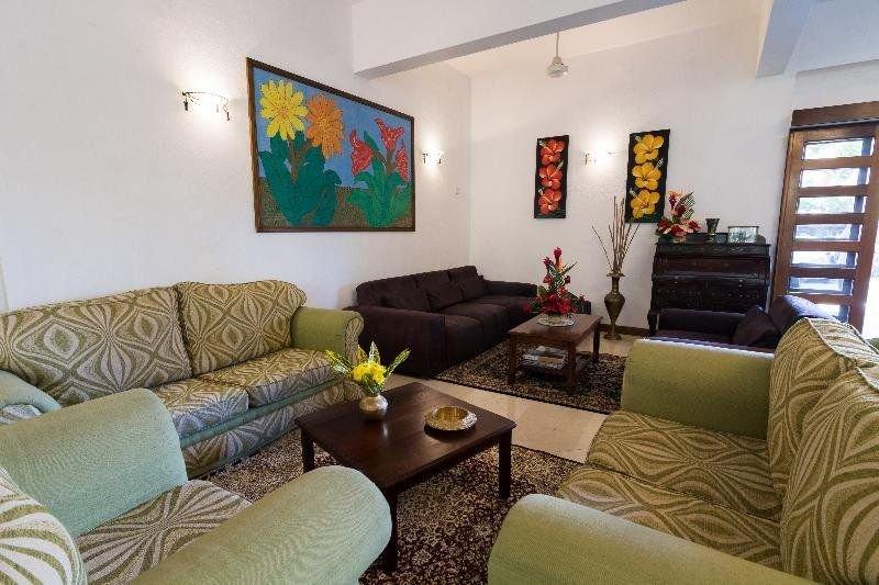 Hotel Hibiscus Beach Resort & Spa