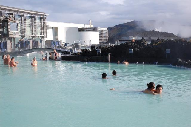 Island: gejzíry, ledovce a vodopády