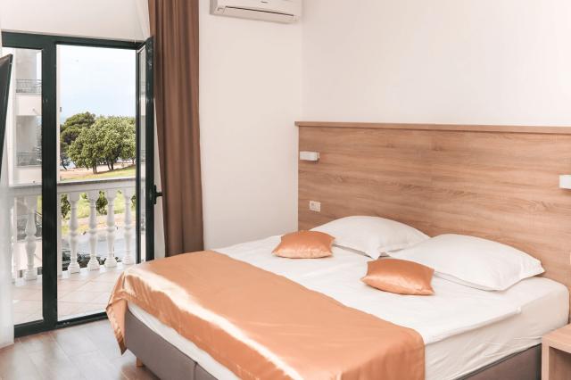 Apartmány Triton s polopenzí 
