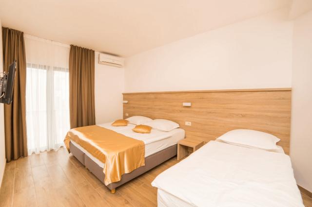 Apartmány Triton s polopenzí 