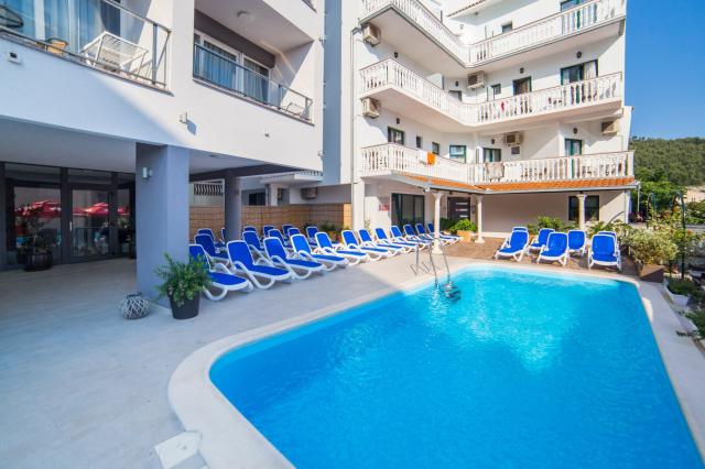 Apartmány Triton s polopenzí 