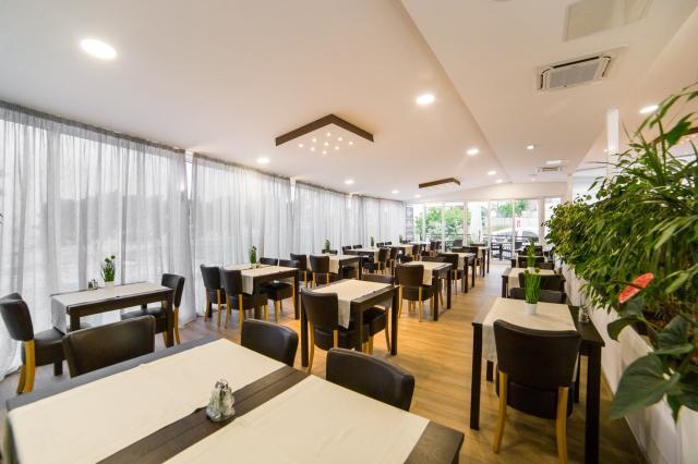 Apartmány Triton s polopenzí 