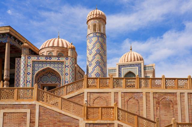 Uzbekistán - Tádžikistán