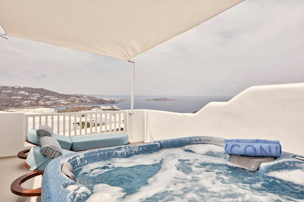 Hotel Myconian Naia