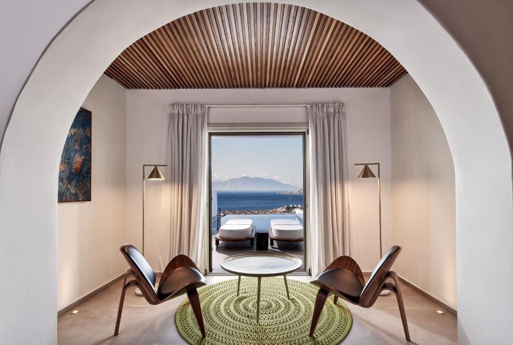 Hotel Myconian Naia