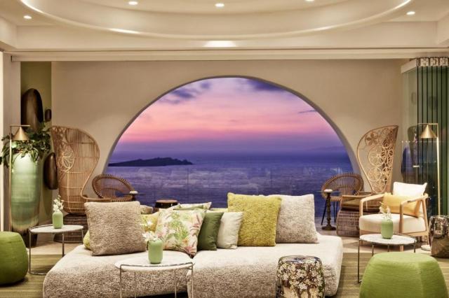 Hotel Myconian Korali - Relais and Chateaux