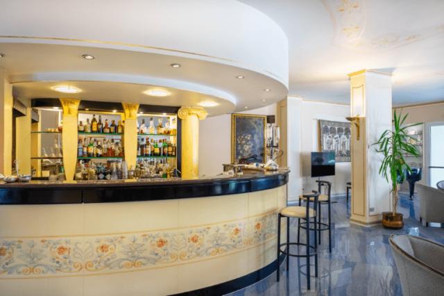 Hotel Astoria