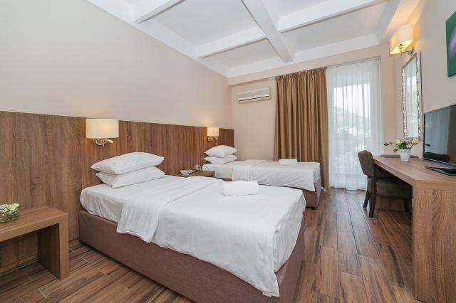 Hotel Sato