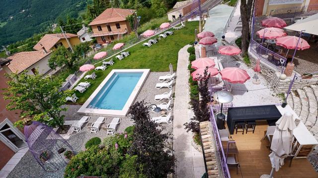 Hotel Corona