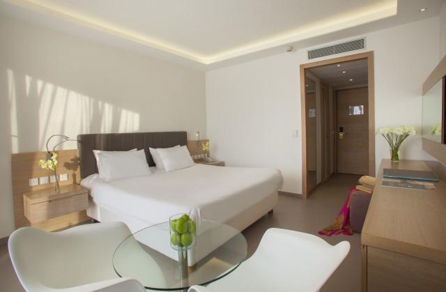 Hotel The Royal Apollonia