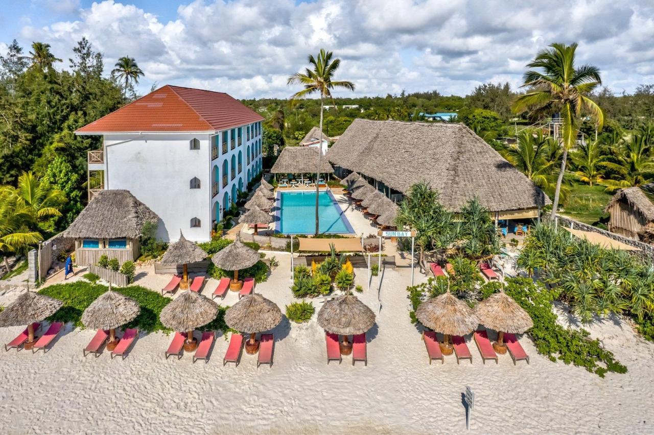 Ahoj Zanzibar! & Hotel Sun Bay Mlilile Beach