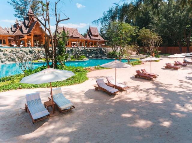 Hotel Santhiya Phuket Natai Resort & SPA