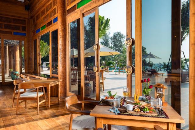 Hotel Santhiya Phuket Natai Resort & SPA