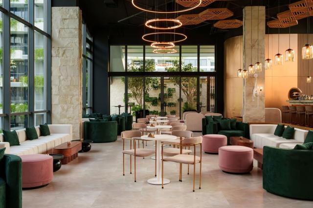 Hotel La Green Hotel & Residence 
