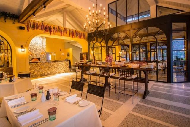 Hotel Dusit Thani Krabi Beach Resort