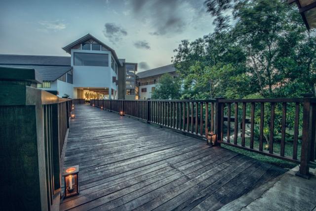 Hotel Suriya Resort