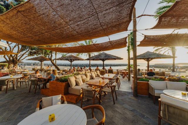 Hotel Calheta Beach
