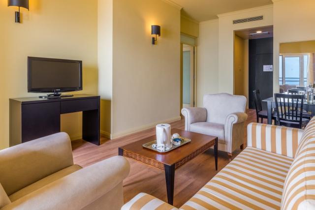 Hotel Calheta Beach