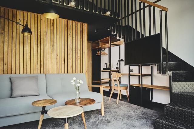New Port Hotel