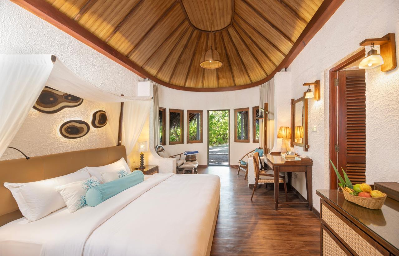 Makunudu Island Resort