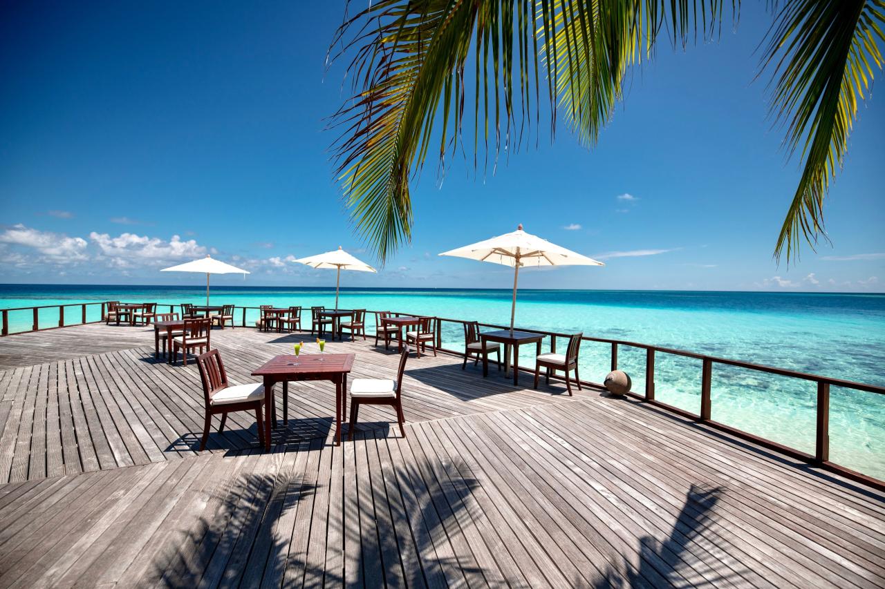 Makunudu Island Resort