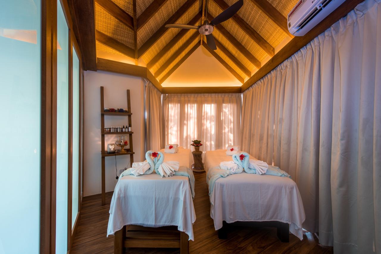 Makunudu Island Resort