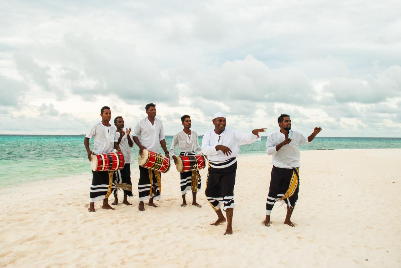 Makunudu Island Resort