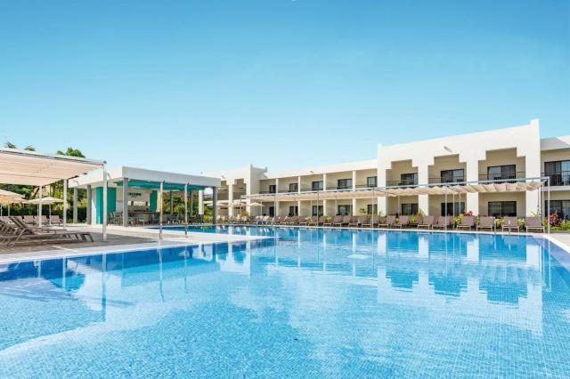 Divoká příroda Afriky & Hotel RIU Palace Zanzibar
