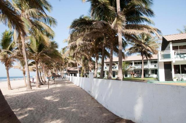 Bungalow Beach Hotel