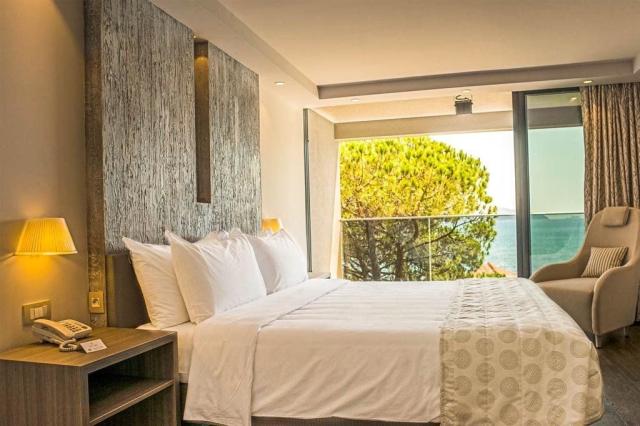 Palmon Bay Hotel & Spa