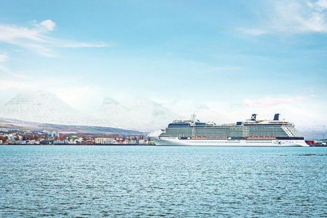 Plavba z Amsterdamu na Island a zpět