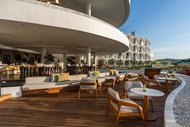 Hotel Veranda Resort Phuket Autograph Collection