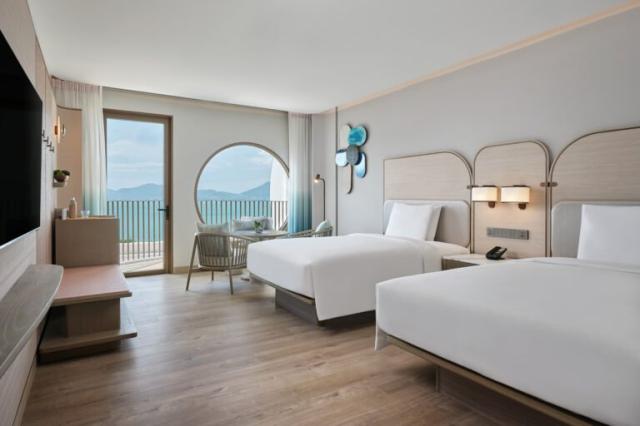 Hotel Veranda Resort Phuket Autograph Collection