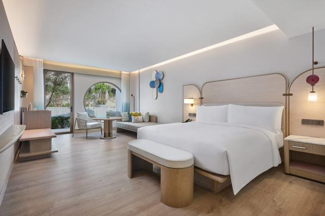 Hotel Veranda Resort Phuket Autograph Collection