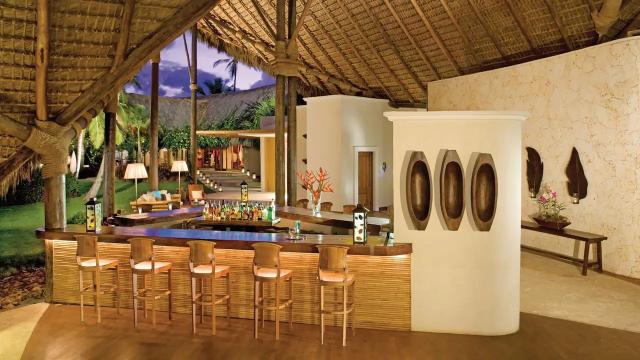 Hotel Zoetry Aqua Panta Cana