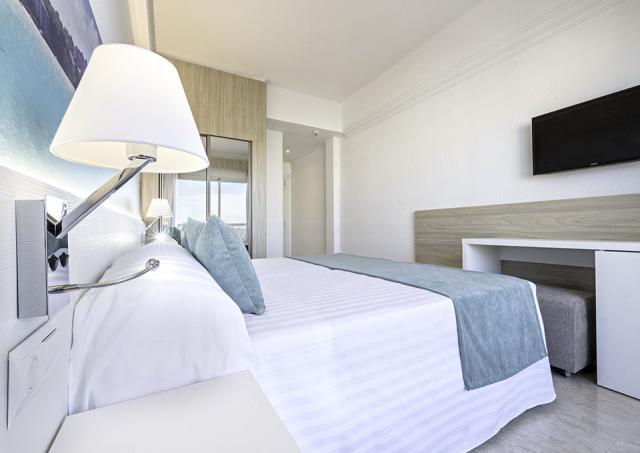 Hotel Azuline Bahamas 