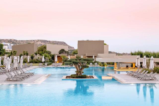 Hotel Amada Colossos Resort