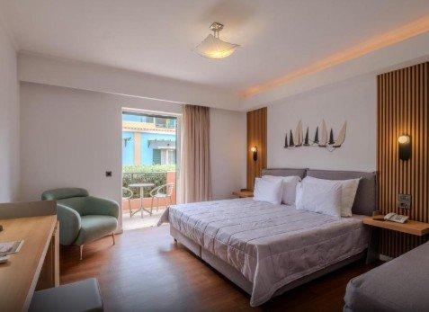 Hotel Mediterranean Beach Resort and Spa