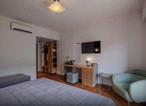 Hotel Mediterranean Beach Resort and Spa