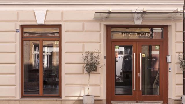 Hotel Carol