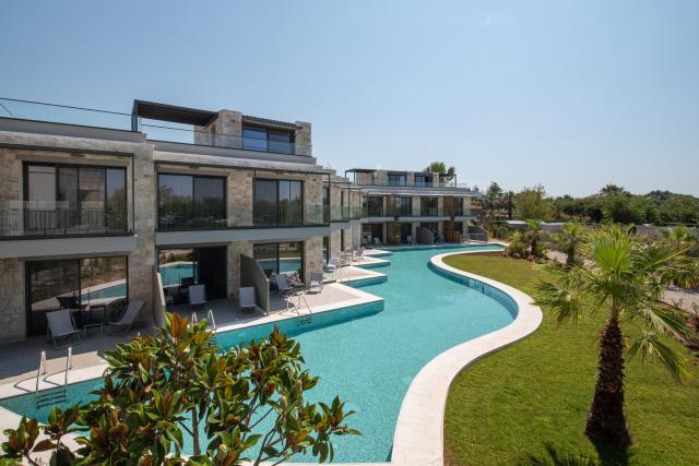 Hotel Portes Lithos Luxury Resort
