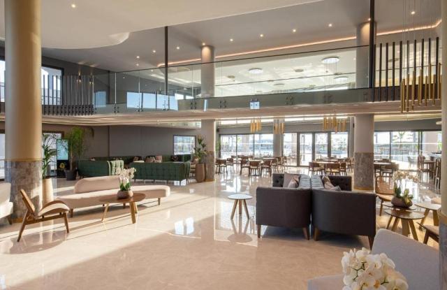 Hotel Portes Lithos Luxury Resort