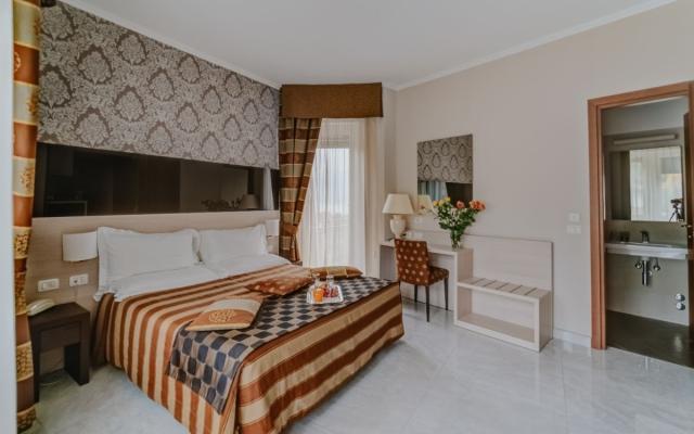 Hotel Flora